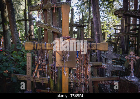 Croix sur sainte montagne de Grabarka, le plus important lieu de culte orthodoxe en Pologne Banque D'Images