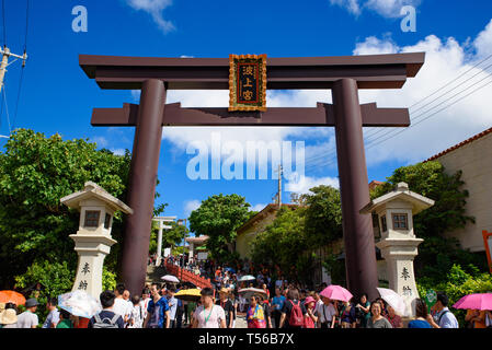 Naminoue de culte, un sanctuaire Shinto à Naha, Okinawa, Japon Banque D'Images