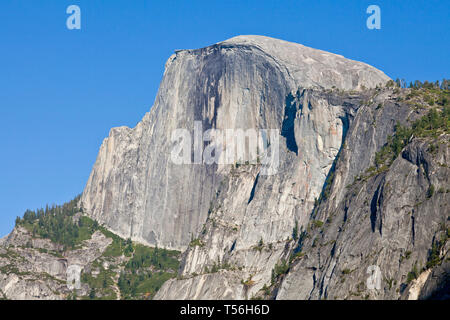 Demi Dôme à Yosemite National Park in California's Sierra Nevada Banque D'Images