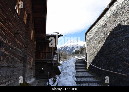 Osttirol, In Virgental, Obermauern, Virgen, Kirche, Dorf, Tradition, Wallfahrtskirche, Maria Schnee, Gotik, gotisch, spätgotisch, Spätgotik, Turm, Kircht Banque D'Images