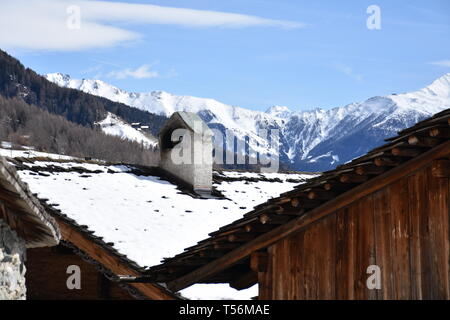 Osttirol, In Virgental, Obermauern, Virgen, Kirche, Dorf, Tradition, Wallfahrtskirche, Maria Schnee, Gotik, gotisch, spätgotisch, Spätgotik, Turm, Kircht Banque D'Images