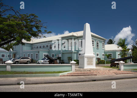 Obélisque en Holetown, Barbados commémorant le débarquement anglais à la Barbade par le Capitaine John Powell en 1625 sur le navire Fleur d'olive Banque D'Images