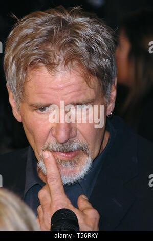 LOS ANGELES, CA. 02 février 2006 : HARRISON FORD à la première mondiale de son nouveau film pare-feu à la Grauman's Chinese Theatre, à Hollywood. © 2006 Paul Smith / Featureflash Banque D'Images