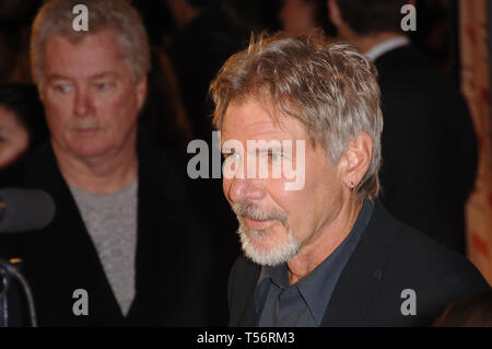 LOS ANGELES, CA. 02 février 2006 : HARRISON FORD à la première mondiale de son nouveau film pare-feu à la Grauman's Chinese Theatre, à Hollywood. © 2006 Paul Smith / Featureflash Banque D'Images