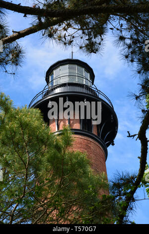 Le phare de Currituck Beach en Caroline du Nord de la corolle est à l'extrême nord de l'Outer Banks îles-barrières. Banque D'Images