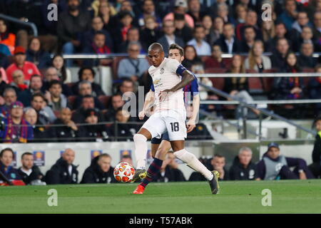 Barcelone, Espagne. Apr 16, 2019. Ashley Young (ManU) Football/soccer Ligue des Champions : quarts de finale 2e match aller entre FC Barcelona 3-0 Manchester United FC au Camp Nou à Barcelone, Espagne . Credit : Mutsu Kawamori/AFLO/Alamy Live News Banque D'Images