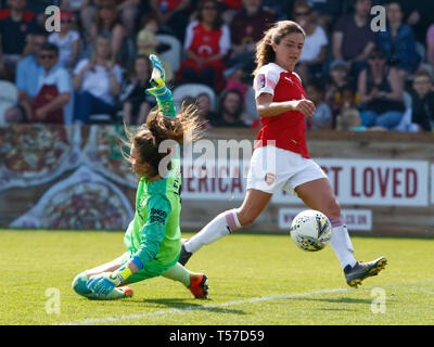 Manchester, UK. 21 avril, 2019. Danielle van de Donk d'Arsenal au cours de la Super League match entre Arsenal et Everton Ladies FC à l'ennui, l'ennui en bois sur bois, 21 avril 2019 à Borehamwood, Angleterre : Crédit photo Action Sport/Alamy Live News Banque D'Images