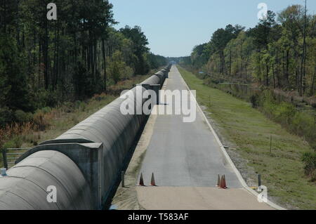 Livingston, Louisiane, USA - 2019 : l'interféromètre laser Gravitational-Wave Observatory (LIGO), une expérience de physique à grande échelle et à l'observatoire. Banque D'Images