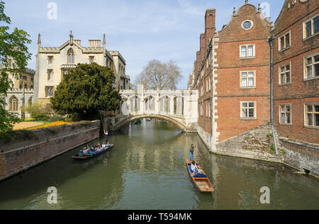 Pont des Soupirs St Johns College de Cambridge à partir de 2019 Pont de la cuisine Banque D'Images