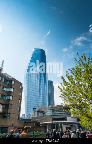 Une icône de Blackfriars un immeuble connu sous le nom de vase de Londres. Banque D'Images