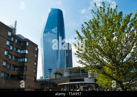 Une icône de Blackfriars un immeuble connu sous le nom de vase de Londres. Banque D'Images
