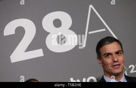 Madrid, Espagne ; 22/04/2019. Débat électoral des quatre principaux candidats à la présidence de l'Espagne 28 abril ((28A). Pedro Sánchez (PSOE) et de l'Espagne président. L'arrivée à la télévision espagnole (RTVE) studios. Photo : Juan Carlos Rojas/photo | Alliance mondiale d'utilisation Banque D'Images