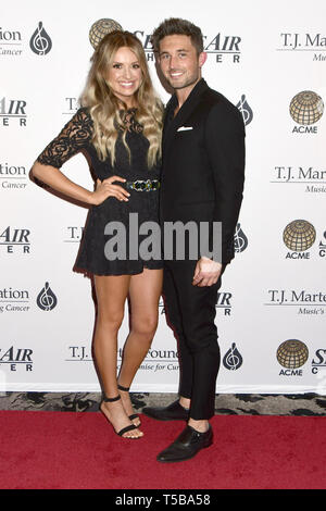 22 avril 2019 - Nashville, Tennessee, États-Unis - 22 avril 2019 - Nashville, Tennessee - Carly Pearce, Michael Ray. T.J. Martell Foundation Nashville meilleures caves 2019 tenue à l'hôtel Loews Vanderbilt Hotel. Crédit photo : Dara-Michelle Farr/AdMedia (crédit Image : © Dara-Michelle Farr/AdMedia via Zuma sur le fil) Banque D'Images