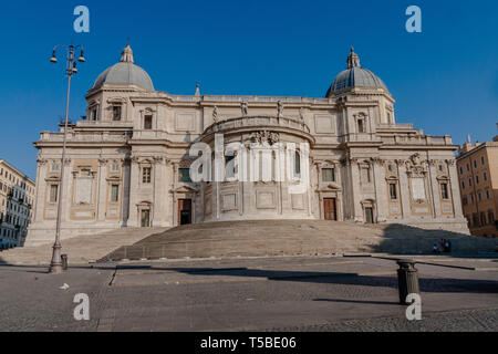 Basilique Papale di Santa Maria Maggiore, une vue de la Piazza dell'Esquilino Banque D'Images