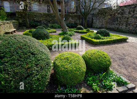 Vue sur Jardin proche de Dunbar off Canongate à Édimbourg Vieille Ville, Ecosse, Royaume-Uni Banque D'Images