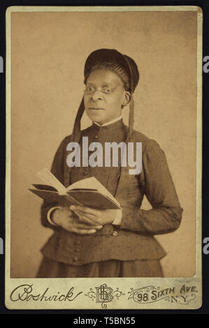 Trois-quarts Portrait of African American Woman posés avec réserve, par Harriet L. Bostwick, William A. Gladstone Collection of African American Photographs, 1880 Banque D'Images