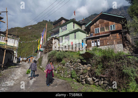 Lachung Village près de Yumthang Vallée,le Sikkim, Inde Banque D'Images