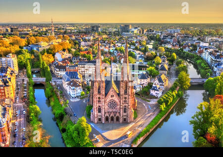 L'église Saint Paul à Strasbourg - Alsace, France Banque D'Images