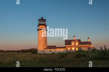 Lever du soleil à Highland Lighthouse, Cape Cod Banque D'Images