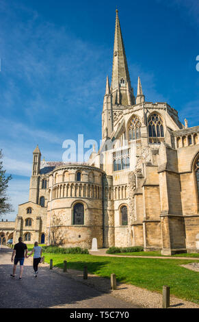 Cathédrale de Norwich dans le centre-ville de Norwich, Norfolk, East Anglia, Angleterre, Royaume-Uni. Banque D'Images