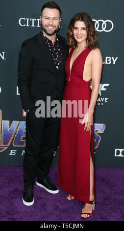 Los Angeles, United States. 22 avr, 2019.LOS ANGELES, CALIFORNIE, USA - 22 avril : l'Acteur Taran Killam et femme / actrice Cobie Smulders arriver lors de la première mondiale de Walt Disney Studios Motion Pictures et Marvel Studios' 'Avengers : Endgame' qui a eu lieu au Los Angeles Convention Center le 22 avril 2019 à Los Angeles, Californie, États-Unis. (Photo par Xavier Collin/Image Crédit : Agence de Presse) L'agence de presse Image/Alamy Live News Banque D'Images