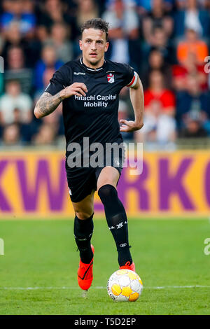 De Graafschap DOETINCHEM, Emmen - FC 1-0, 23-04-2019 football, saison 2018 de l'Eredivisie néerlandaise - 2019, Stade de Vijverberg, FC Emmen player Nick Bakker Banque D'Images