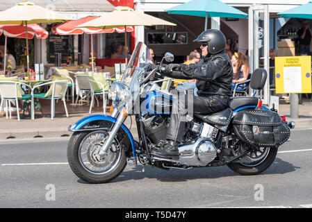 Harley Davidson Heritage Softail moto forcée à la résurrection de Southend Shakedown rallye moto, Southend on Sea, Essex, UK Banque D'Images