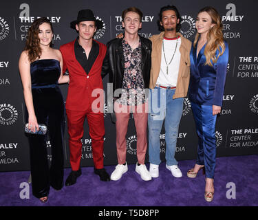 22 avril 2019 - Los Angeles, Californie, États-Unis - 22 avril 2019 - Los Angeles, Californie - Mary Mouser, Tanner Buchanan, Jacob Bertrand, Xolo Mariduena, Peyton List. YouTube Original ''Cobra Kai'' Saison 2 première projection et la conversation tenue à l'Paley Center for Media. Crédit photo : Billy/Bennight AdMedia (crédit Image : © Bennight/AdMedia via Zuma sur le fil) Banque D'Images