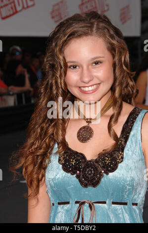 LOS ANGELES, CA. 25 juillet 2006 : l'actrice Jillian Clare au Los Angeles premiere de "John Tucker Must Die" au Grauman's Chinese Theatre, à Hollywood. © 2006 Paul Smith / Featureflash Banque D'Images