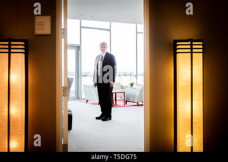 Sjefen pour centre d'études stratégiques et internationales, John Hamre. Banque D'Images