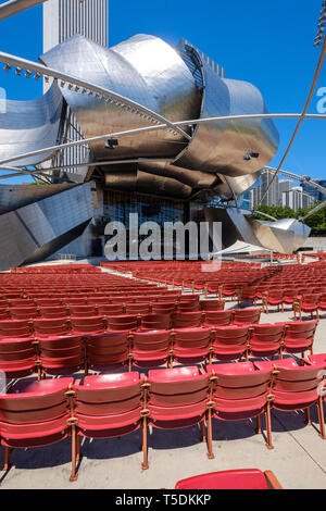 Pavillon Jay Pritzker au Millennium Park dans le centre-ville de Chicago Banque D'Images