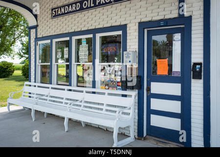 La Standard Oil Company Station-roadside attraction historique sur l'ancienne route 66 dans la région de Odell, Illinois, États-Unis Banque D'Images