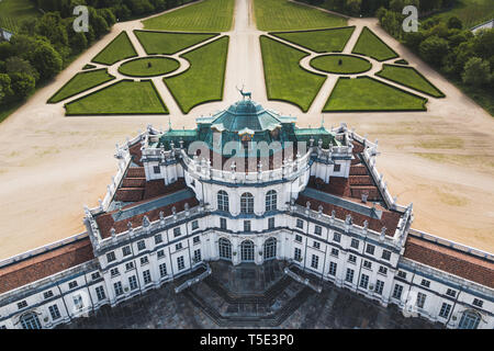 Torino, Italie. Apr 21, 2019. La Palazzina di Caccia de Stupinigi est une des résidences de la Maison Royale de Savoie en Italie du nord, Patrimoine de l'UNESCO Liste des sites. Construit comme un pavillon de chasse au début du 18e siècle, il est situé dans la région de Stupinigi. Credit : Alessandro Bosio/Pacific Press/Alamy Live News Banque D'Images