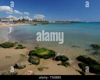 Corallia Beach, Coral Bay, Paphos, Chypre. Banque D'Images