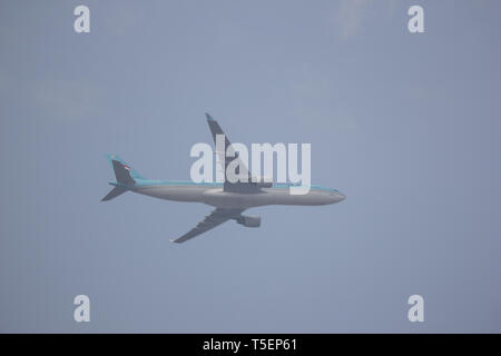 Chiang Mai, Thaïlande - 24 Avril 2019 : KL-7525 Airbus A330-300 de Korean Air Airlines. En vol Chiang mai à Séoul. Banque D'Images