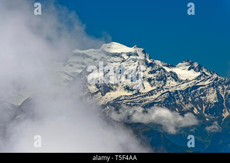 Le voile nuageux, massif du Grand Combin Alpes Pennines, Bourg-Saint-Pierre, Valais, Suisse Banque D'Images