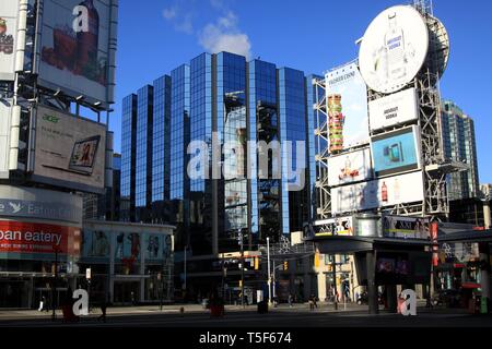 TORONTO, CANADA - Le 8 janvier. 2012 : Cityscape of central Toronto Banque D'Images