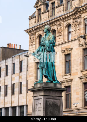 William Pitt le Jeune statue en bronze par Sir Francis Chantrey, George Street, Édimbourg Ville Nouvelle, Écosse, Royaume-Uni Banque D'Images