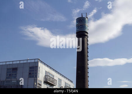 La tour d'observation à Smithfield de Smithfield Dublin, Irlande,. D'abord partie de la Distillerie Jameson, il y a 244 marches vers le haut. Banque D'Images