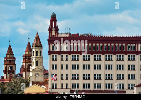 Saint Augustin, en Floride. 26 janvier , 2019.Vue de dessus de Basilique Cathédrale de Saint Augustine en Floride à Vieille Ville historique de la côte. Banque D'Images