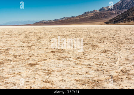 Bassin de Badwater dans Death Valley National Park, Californie Banque D'Images