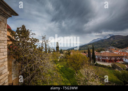 Karyes rue sur le mont Athos, Chalkidiki Grèce Banque D'Images