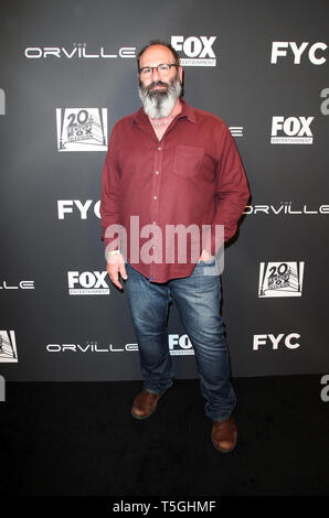 Los Angeles, CA, USA. Apr 24, 2019. Howard Berger, arrive à l'FYC événement spécial pour la série "l'Orville', à l'Pickford Centre pour l'étude du cinéma à Hollywood, Californie le 24 avril 2019 Credit : Faye Sadou/MediaPunch/Alamy Live News Banque D'Images