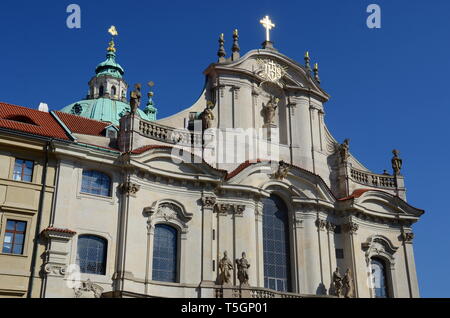 Eglise Saint-Nicolas à Prague Banque D'Images