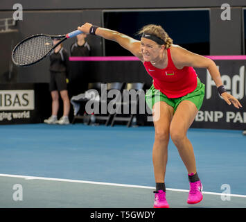 Victoria Azarenka en action 4e v Australie Bélarus en caoutchouc à Pat Rafter Arena Australie Queensland Brisbane QTC Avril 2019 v Sam Stosur l'Australie Banque D'Images