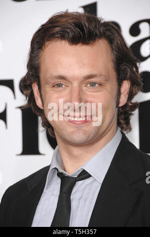 LOS ANGELES, CA. 30 octobre 2006 : Michael Sheen - qui joue Tony Blair dans 'The Queen' - au Los Angeles premiere de 'Stranger que la fiction'. Photo : Paul Smith / Featureflash Banque D'Images