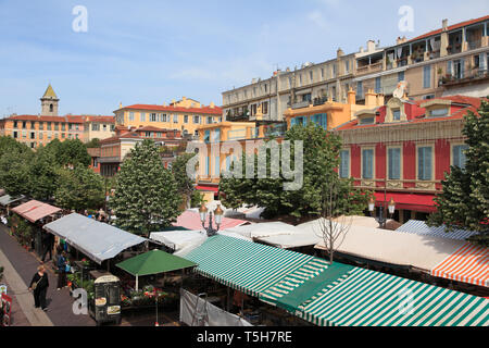 Marché, Cours Saleya, vieille ville, Nice, Alpes Maritimes, Provence, Côte d'Azur, d'Azur, France, Europe Banque D'Images