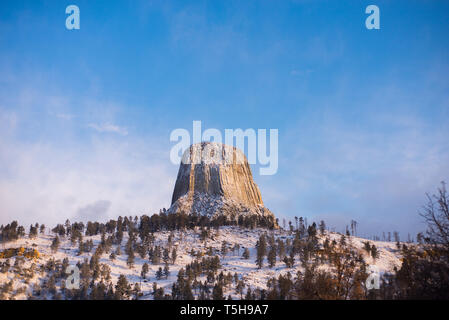 Devil's Tower en hiver, Wyoming Banque D'Images