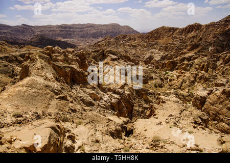 Voir d'Abarim montagnes de Tafilah autoroute, la Jordanie. Banque D'Images