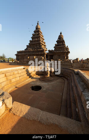 L'heure du coucher du soleil à Mahaballipuram shore temple Banque D'Images